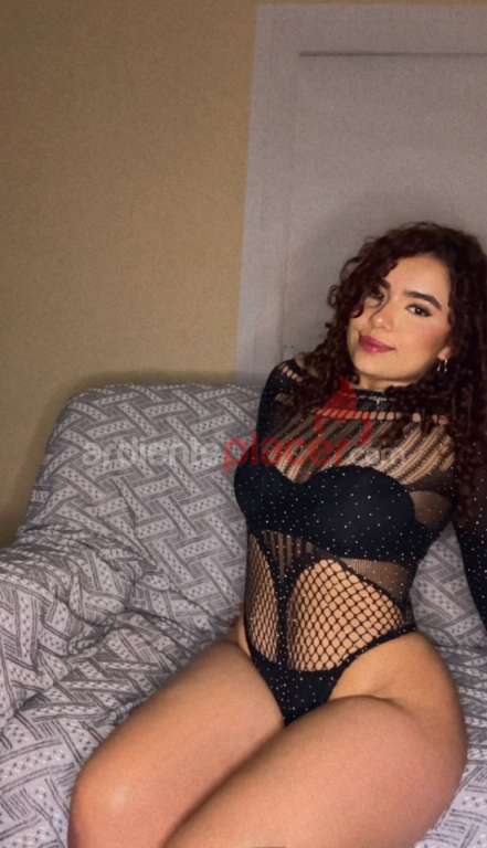 LUISA  JOVENCITA ATREVIDA LATINA🔥 EN BARCELONA SOLO DESPLAZAMIENTOS