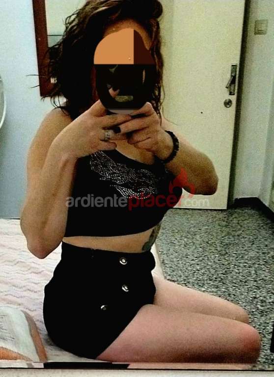 REYNA DE FIESTA NUEVA ALCOY MADURITA 24H SALIDAS,