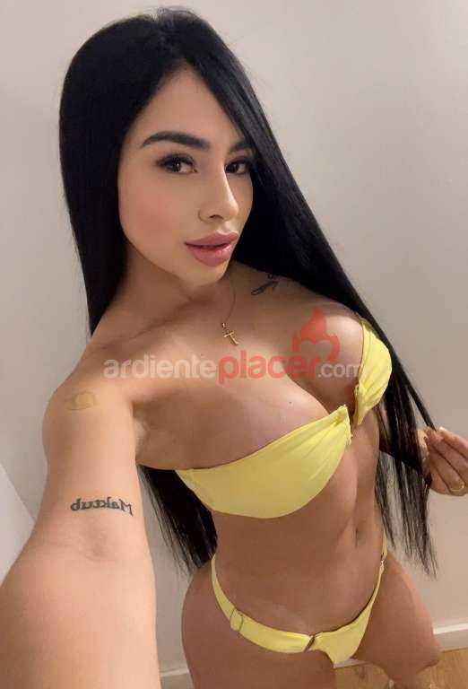 Martina impresionante colombiana complaciente