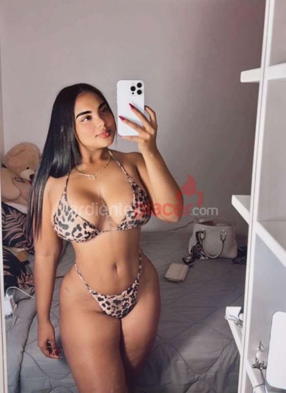 ANDREA BELLEZA LATINA EN MALAGA CENTRO