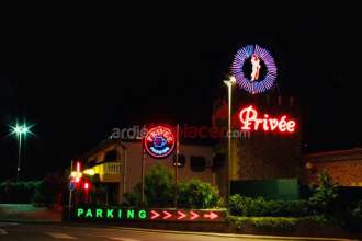 STRIP CLUB SHOWGIRLS PRIVEE SALOU YOUR PLACE OF ENTERTAINMENT FOR ADULTS IN TARRAGONA
