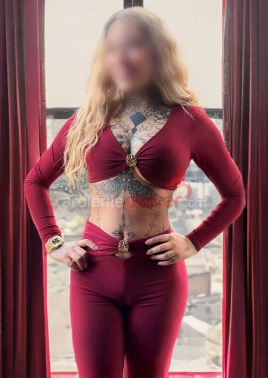 SOY UN CAPRICHO PARA TU CUERPO LUNA COLOMBIANA
