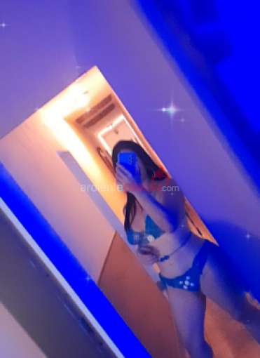 Recién llegada Latina ardiente 🔥
