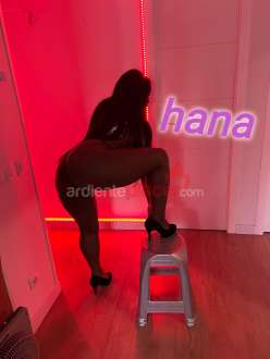 PARLA HANNA COLOMBIANITA CALIENTE Y CON MUCHAS GANAS DE FOLLAR