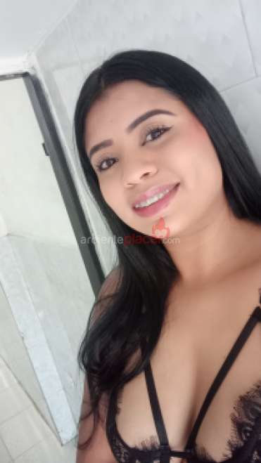 Chica latina cachonda en benavente