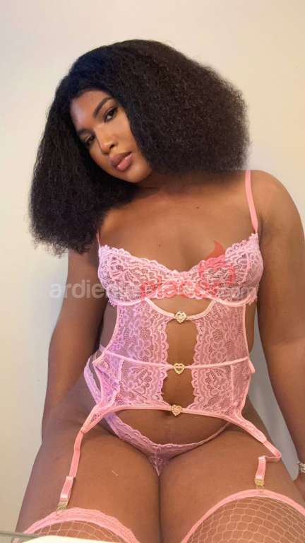 SOFI TRANS COLOMBIANA 18 AÑOS