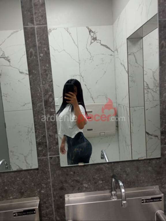 chica latina