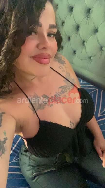 SOLO SALIDAS. SENSUAL Y JUGUETONA