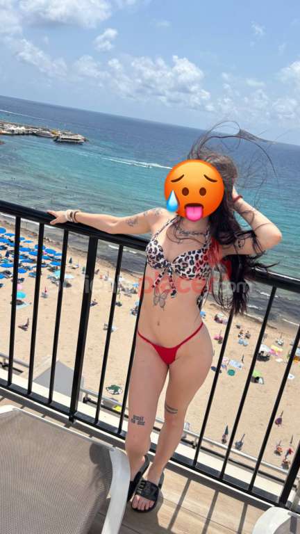 Sara 21 años jovencita caliente